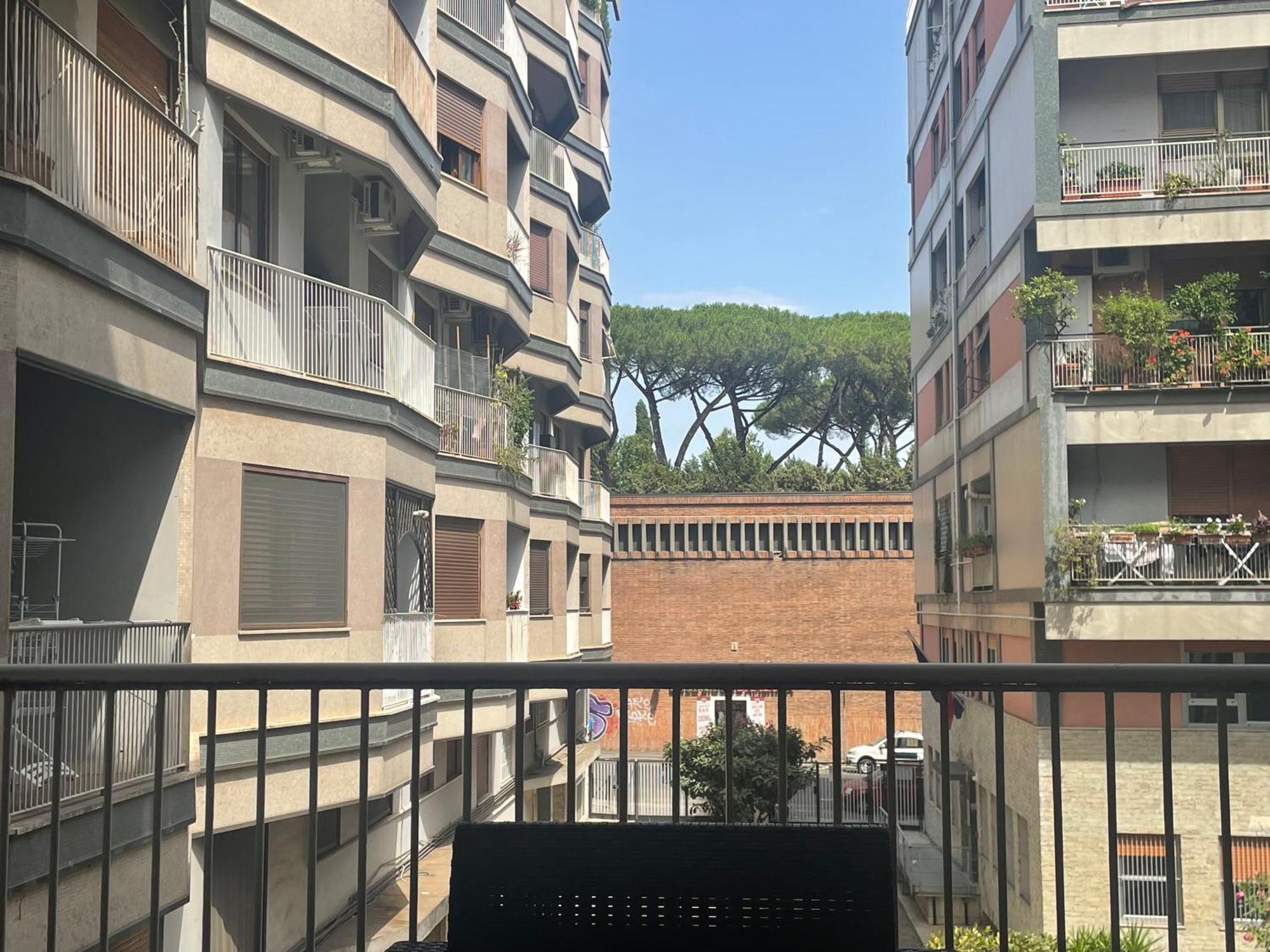 Domus Laterani By Jfm - Comfortable Apartment Big Terrace Colosseo Rome Exterior photo