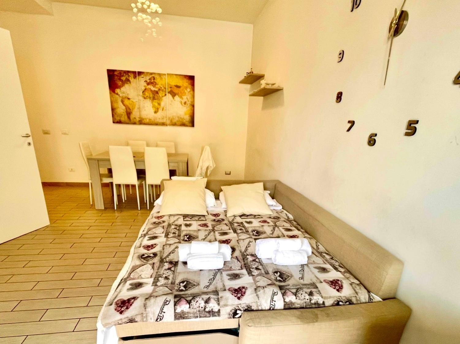 Domus Laterani By Jfm - Comfortable Apartment Big Terrace Colosseo Rome Exterior photo